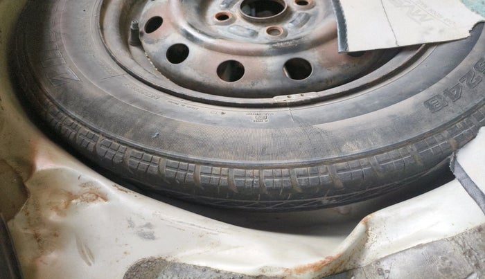 2014 Maruti Ritz VXI, Petrol, Manual, 1,47,744 km, tyre