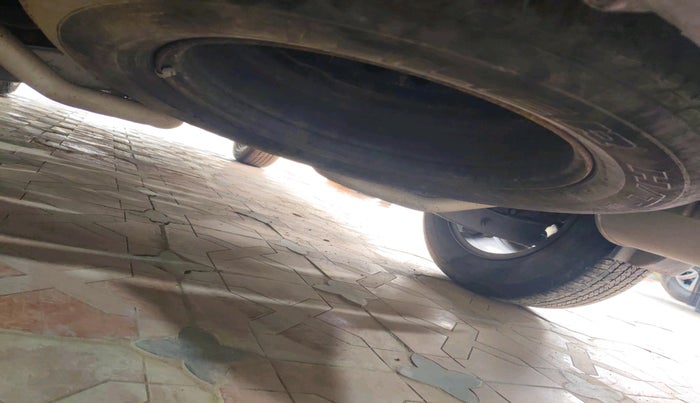 2014 Mahindra XUV500 W8, Diesel, Manual, 1,35,974 km, tyre