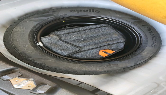 2022 Hyundai VENUE SX 1.0 (O) TURBO IMT, Petrol, Manual, 56,579 km, tyre