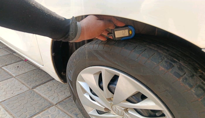 2022 Maruti Baleno DELTA PETROL 1.2, Petrol, Manual, 63,657 km, tyre