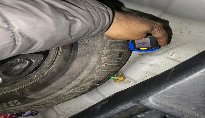 2020 Tata NEXON XM PETROL, Petrol, Manual, 1,35,101 km, tyre