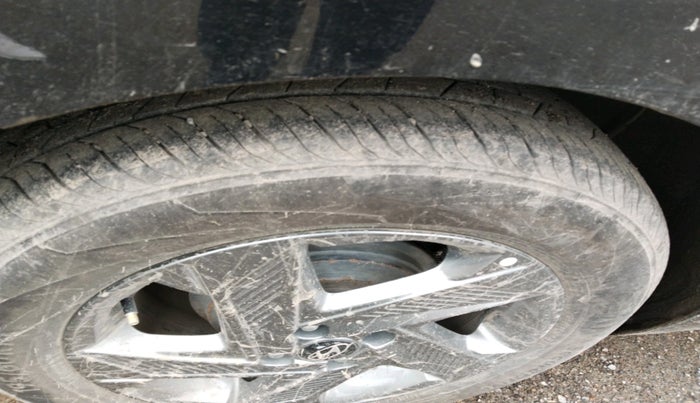 2021 Hyundai Verna SX 1.5 VTVT, Petrol, Manual, 1,41,715 km, tyre