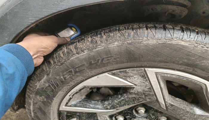 2024 KIA SONET HTK (O) 1.2 Petrol MT, Petrol, Manual, 15,117 km, tyre