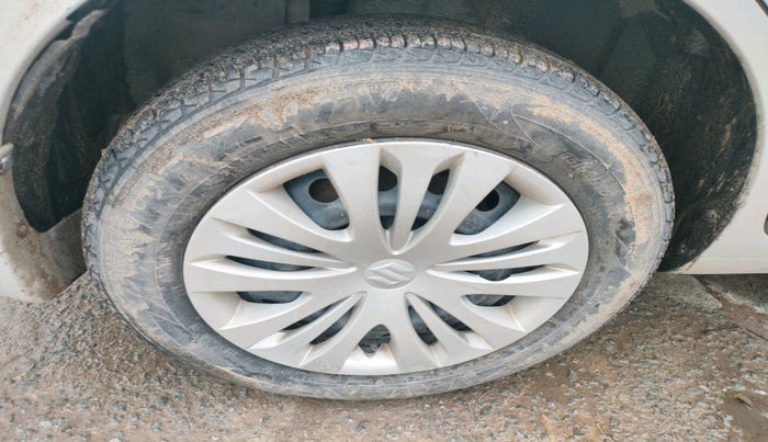 2012 Maruti Ertiga VDI, Diesel, Manual, 1,03,134 km, tyre