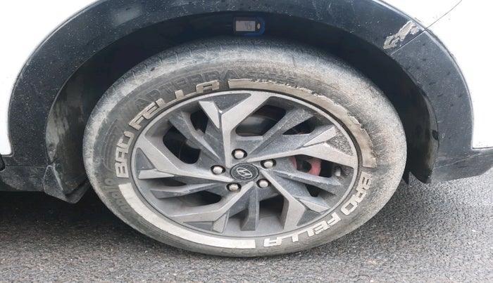 2017 Hyundai Creta S 1.4 DIESEL, Diesel, Manual, 1,05,805 km, tyre