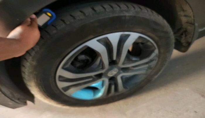 2022 Tata TIGOR EV XZ PLUS, Electric, Automatic, 37,831 km, tyre