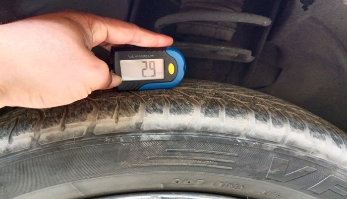 2018 Tata TIAGO NRG PETROL, Petrol, Manual, 67,804 km, tyre