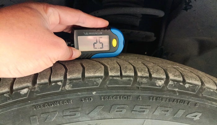 2018 Tata TIAGO NRG PETROL, Petrol, Manual, 67,804 km, tyre