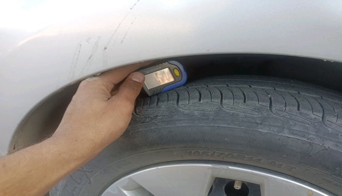 2016 Hyundai Xcent S 1.2, CNG, Manual, 80,500 km, tyre