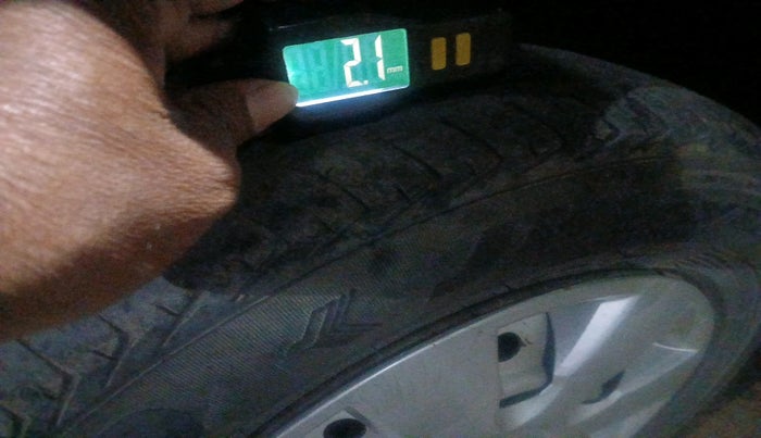 2019 Maruti New Wagon-R LXI CNG 1.0, Petrol, Manual, 1,77,632 km, tyre