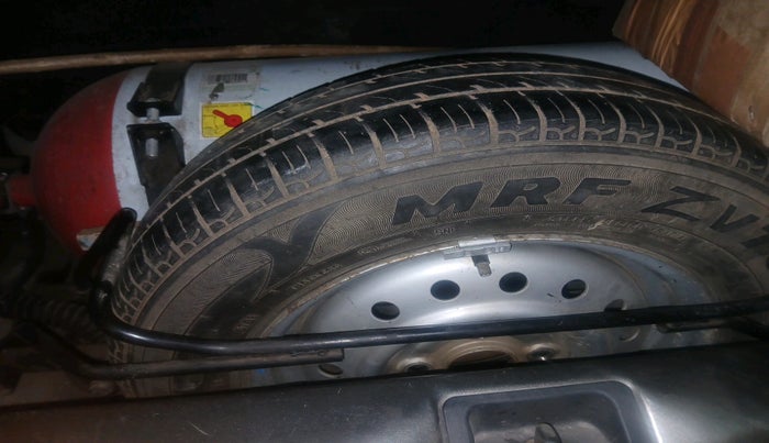 2019 Maruti New Wagon-R LXI CNG 1.0, Petrol, Manual, 1,77,632 km, tyre