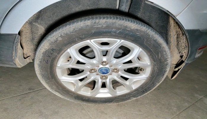 2015 Ford Ecosport TITANIUM 1.5L PETROL AT, Petrol, Automatic, 65,917 km, tyre