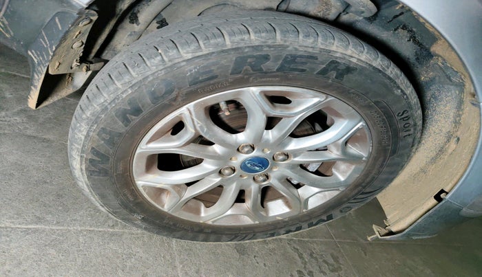 2015 Ford Ecosport TITANIUM 1.5L PETROL AT, Petrol, Automatic, 65,917 km, tyre