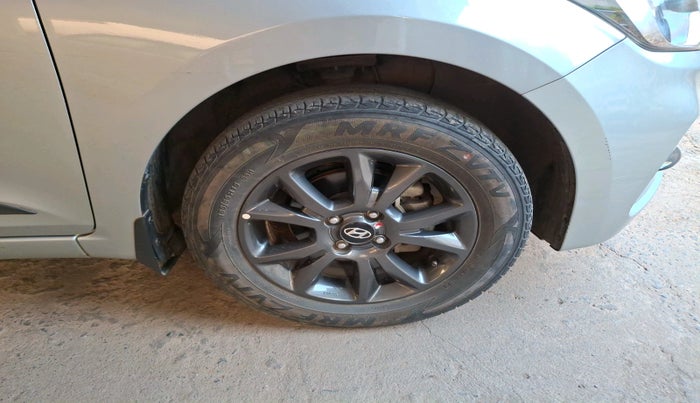 2019 Hyundai Elite i20 SPORTZ PLUS 1.2, Petrol, Manual, 38,845 km, tyre