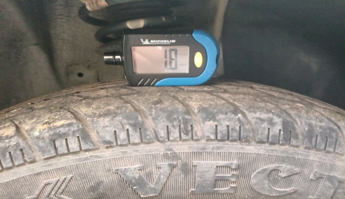 2019 Maruti New Wagon-R LXI 1.0, Petrol, Manual, 17,873 km, tyre