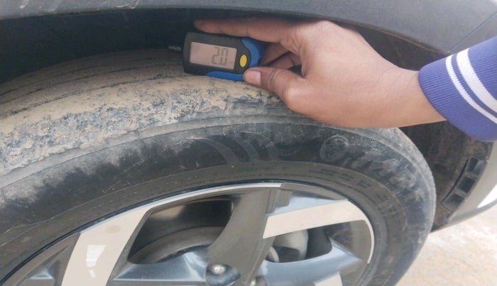 2021 Hyundai VENUE SX 1.0 TURBO, Petrol, Manual, 39,551 km, tyre