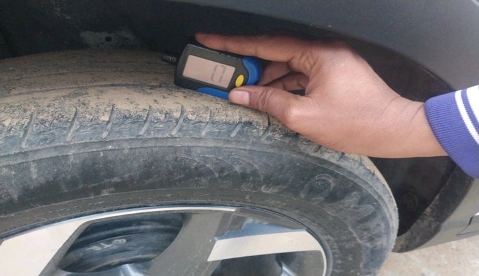 2021 Hyundai VENUE SX 1.0 TURBO, Petrol, Manual, 39,551 km, tyre