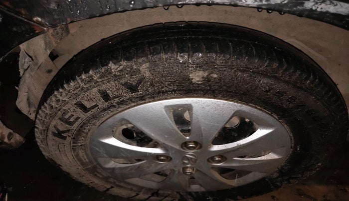 2012 Hyundai i10 MAGNA 1.1, Petrol, Manual, 90,645 km, tyre