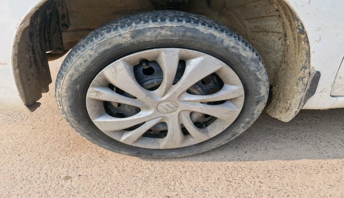 2015 Maruti Wagon R 1.0 VXI, Petrol, Manual, 97,247 km, tyre