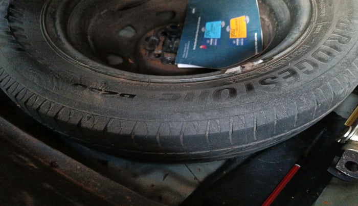 2011 Hyundai Santro Xing GLS, Petrol, Manual, 74,751 km, tyre