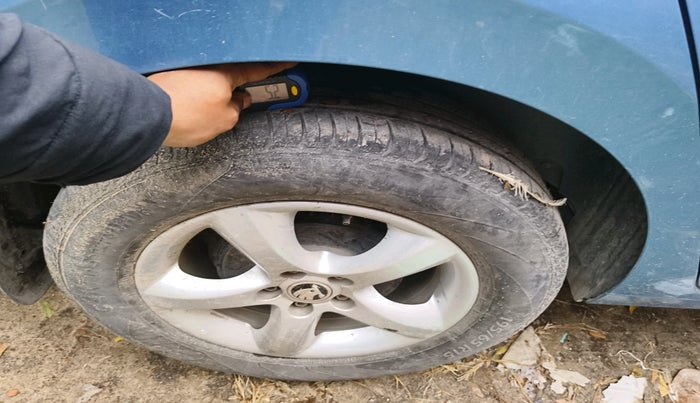 2022 Skoda SLAVIA ACTIVE 1.0L TSI MT, Petrol, Manual, 31,563 km, tyre