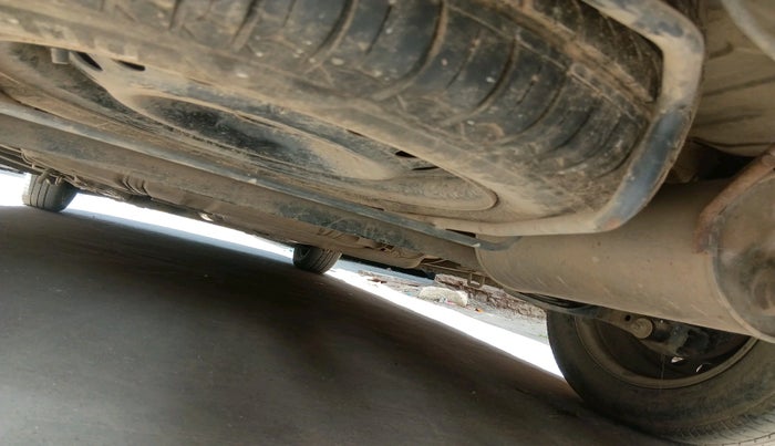 2013 Maruti Ertiga VXI, Petrol, Manual, 99,718 km, tyre