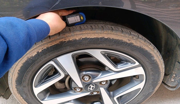 2021 Hyundai AURA SX 1.2, Petrol, Manual, 49,282 km, tyre