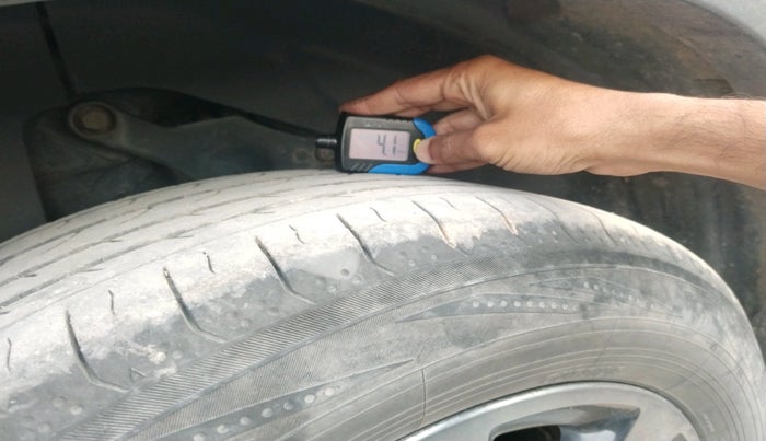 2022 Tata Harrier XZ PLUS 2.0L, Diesel, Manual, 1,29,013 km, tyre