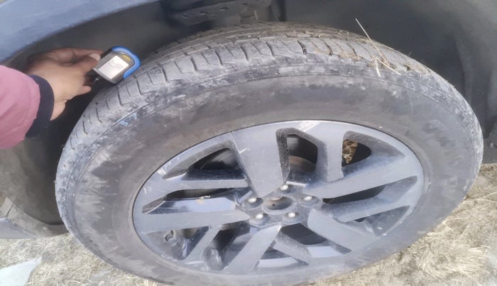 2022 Tata Safari XZ PLUS KAZIRANGA, Diesel, Manual, 1,34,336 km, tyre