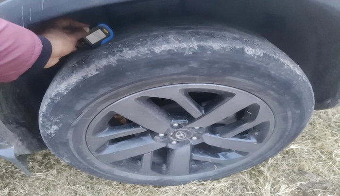 2022 Tata Safari XZ PLUS KAZIRANGA, Diesel, Manual, 1,34,336 km, tyre