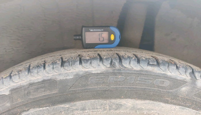 2017 Maruti Dzire VDI AMT, Diesel, Automatic, 80,972 km, tyre