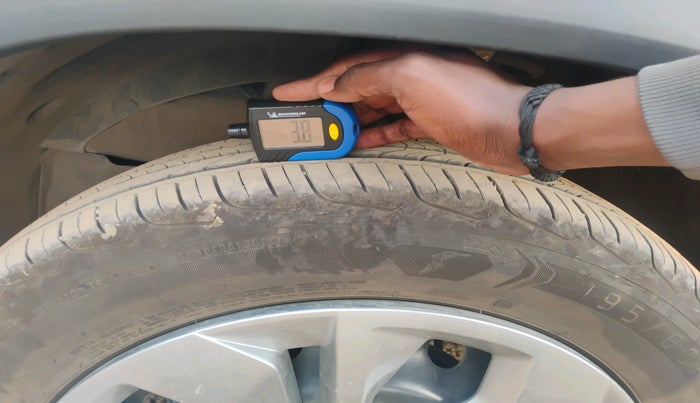 2024 Maruti FRONX SIGMA 1.2 MT, Petrol, Manual, 2,616 km, tyre