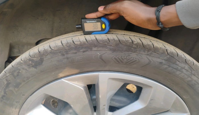 2024 Maruti FRONX SIGMA 1.2 MT, Petrol, Manual, 2,616 km, tyre