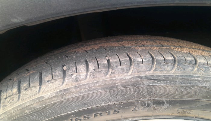 2016 Maruti Baleno DELTA PETROL 1.2, Petrol, Manual, 1,16,781 km, tyre