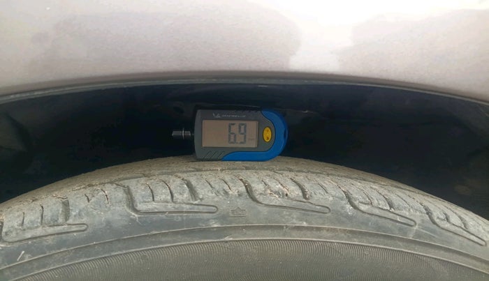 2012 Honda Jazz 1.2 L I-VTEC SELECT, Petrol, Manual, 61,372 km, tyre