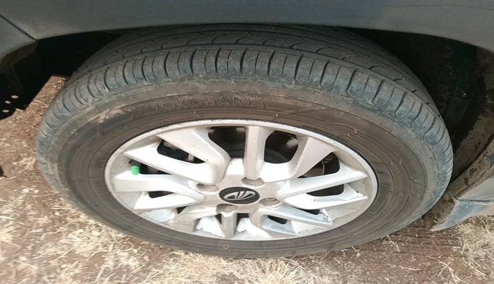 2017 Mahindra Kuv100 K6 D 6 STR, Diesel, Manual, 2,04,010 km, tyre