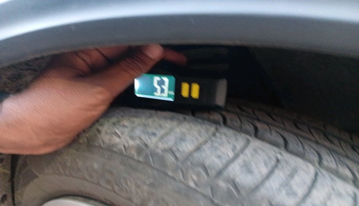 2022 Maruti Celerio VXI, Petrol, Manual, 1,04,351 km, tyre