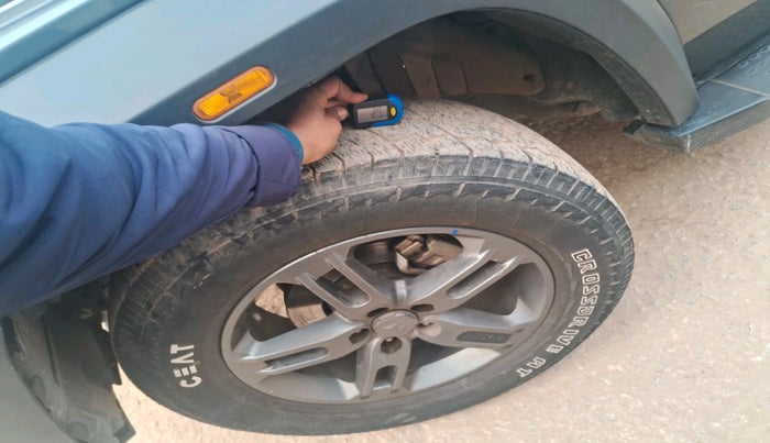 2024 Mahindra Thar LX D HT 2WD MT, Diesel, Manual, 48,415 km, tyre