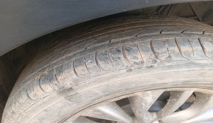 2017 Maruti S Cross ZETA 1.3, Diesel, Manual, 58,766 km, tyre