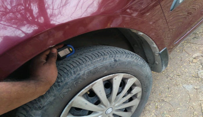 2015 Maruti Swift Dzire VXI, Petrol, Manual, 57,066 km, tyre