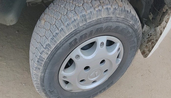 2024 Mahindra Bolero B6, Diesel, Manual, 24,820 km, tyre