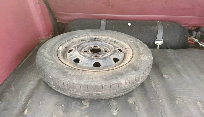 2011 Maruti Eeco 5 STR WITH A/C+HTR, Petrol, Manual, 73,670 km, tyre