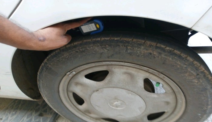 2014 Chevrolet Beat LT PETROL, Petrol, Manual, 76,758 km, tyre