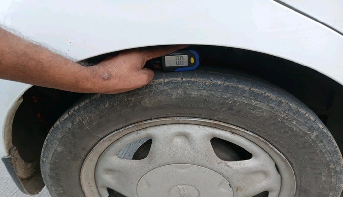 2014 Chevrolet Beat LT PETROL, Petrol, Manual, 76,758 km, tyre