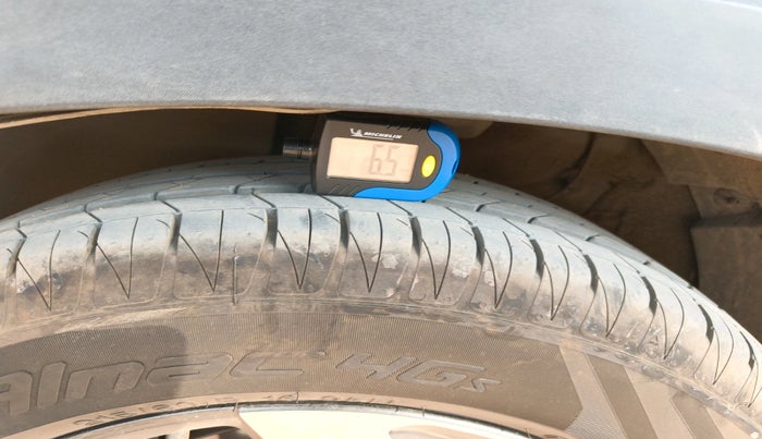 2020 KIA SONET GTX PLUS 1.5, Diesel, Manual, 1,00,207 km, tyre