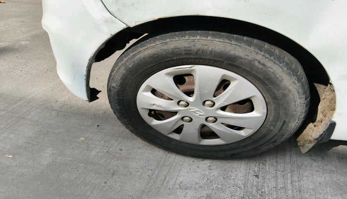 2011 Hyundai i10 MAGNA 1.1, Petrol, Manual, 87,354 km, tyre