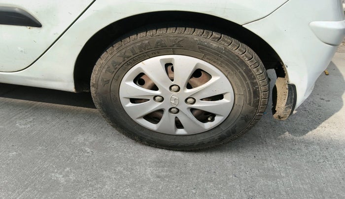 2011 Hyundai i10 MAGNA 1.1, Petrol, Manual, 87,354 km, tyre