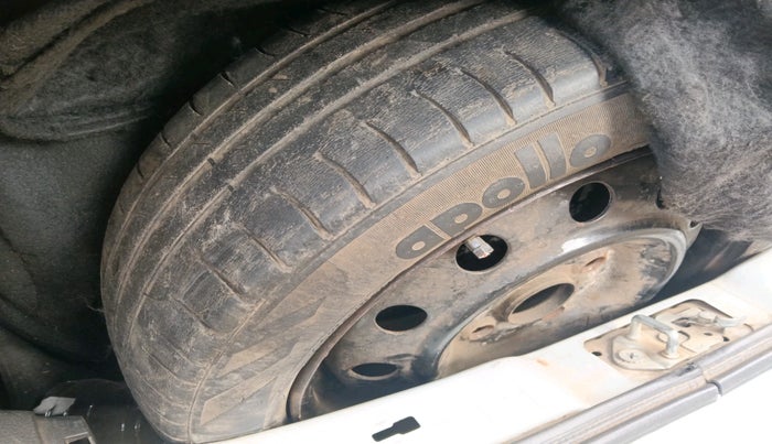 2014 Maruti Wagon R 1.0 VXI, Petrol, Manual, 88,368 km, tyre