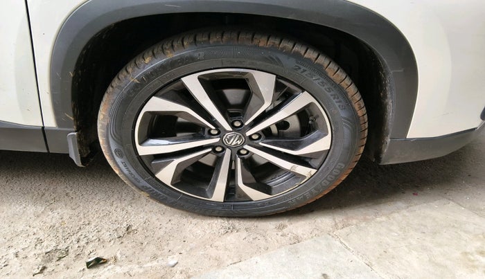 2024 MG HECTOR SHARP PRO 2.0 TURBO DIESEL, Diesel, Manual, 15,196 km, tyre