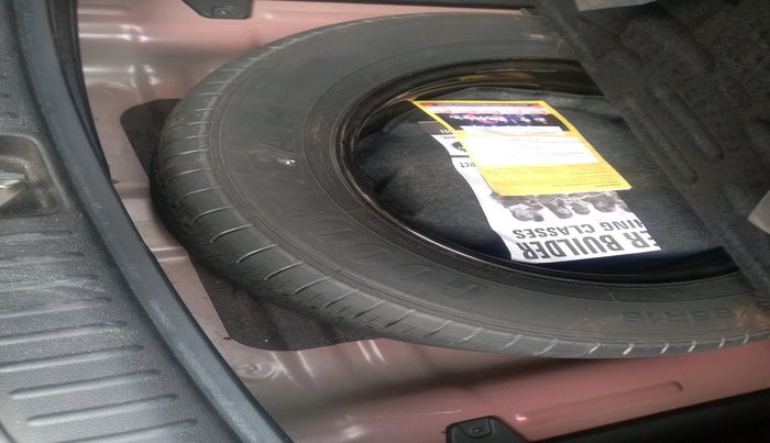 2020 KIA SELTOS HTX 1.5 PETROL, Petrol, Manual, 50,175 km, tyre